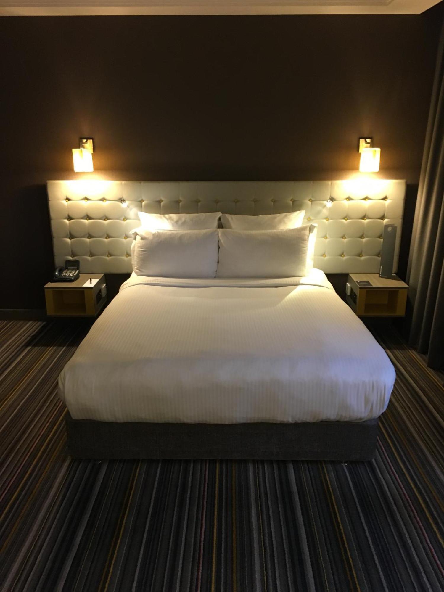 Отель Pullman London St Pancras Экстерьер фото